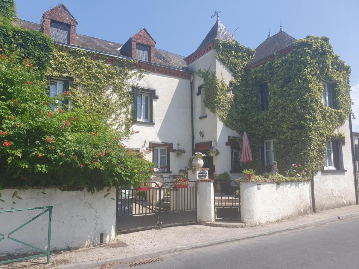 Sunset House Chambres De Hotes Magnac-Laval Exterior foto